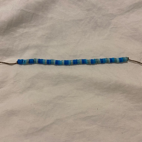 blue themed clay bead bracelet! - Picture 2 of 2